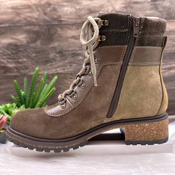 NIB Earth Elements Tessa Lace Up Combat Hiker Boots Leather Mushroom - Picture 8 of 13